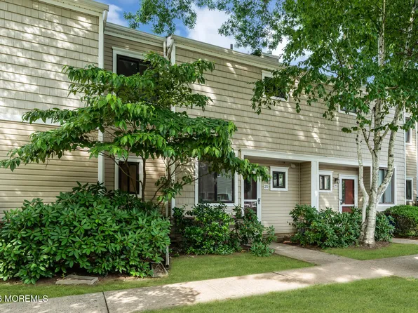 21 Carol Court, Tinton Falls, NJ 07724