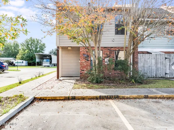 900 Provost St APT 38, Scott, LA 70583