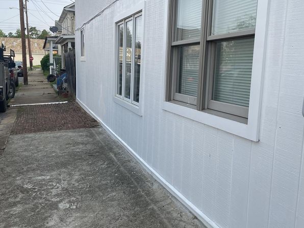 211 N Church St #1