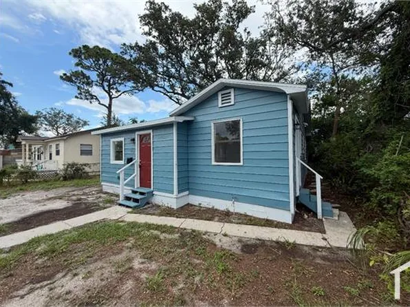 560 26th St S, Saint Petersburg, FL 33712