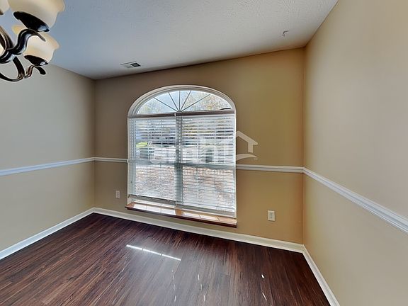 4th image of 6739 Dorchester Dr
