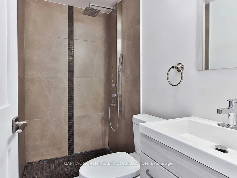 43 Glen Manor Dr #LOWER — Photo 19