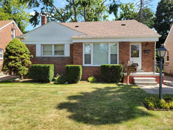 11724 Grayfield, Redford, MI 48239