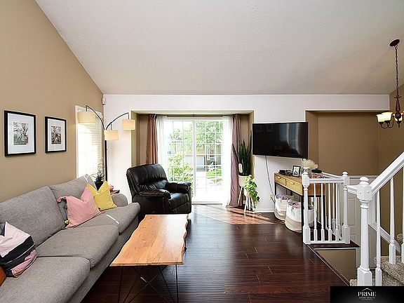 5th image of 12118 Bedford Ave