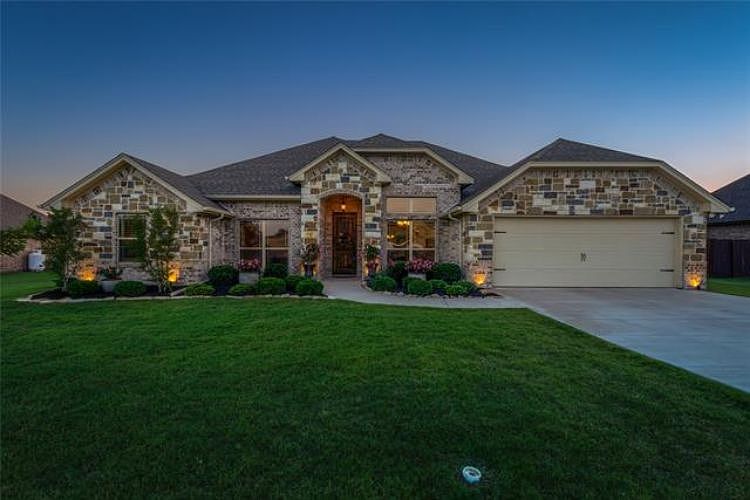 1st image of 3104 Arrow Creek Dr