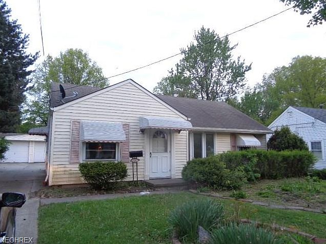 1st image of 15901 Westdale Ave