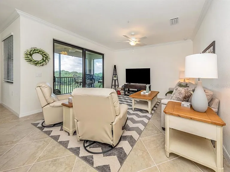 17510 Gawthrop Dr #406 — Photo 5