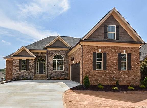 3rd image of 1660 Essex Hall Dr