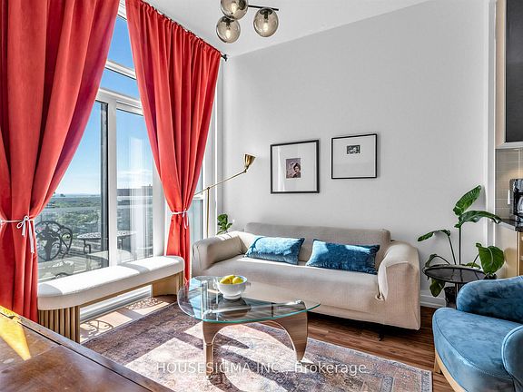 5th image of 89 Dunfield Ave #3601