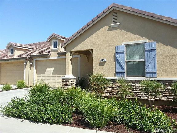 2nd image of 1137 Marseille Ln