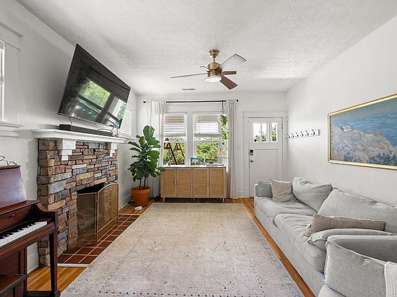 5th image of 322 Westover Blvd