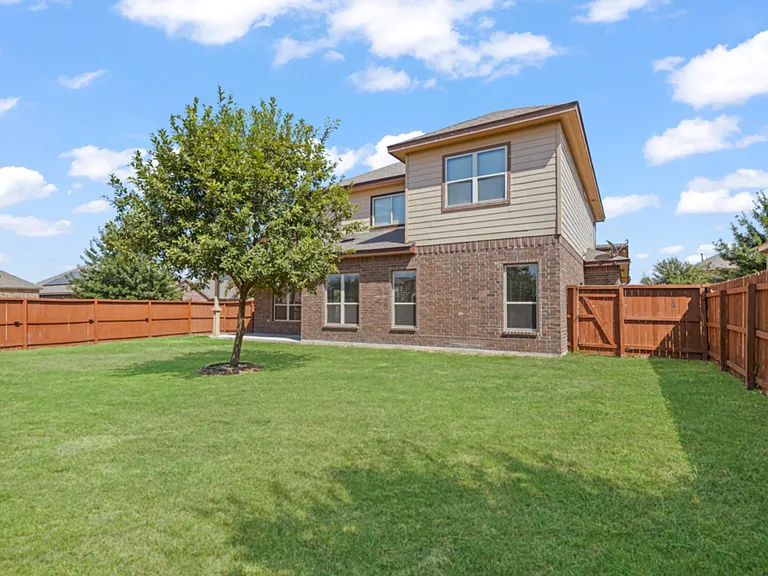 8219 High Noon Way — Photo 48