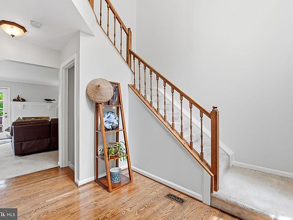5th image of 1902 Duffield Ln