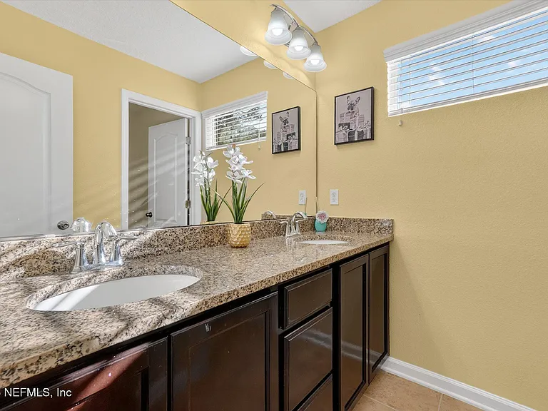 81 Vestavia Ct — Photo 25