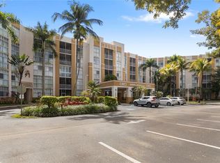 9805 NW 52nd St, Doral, FL 33178