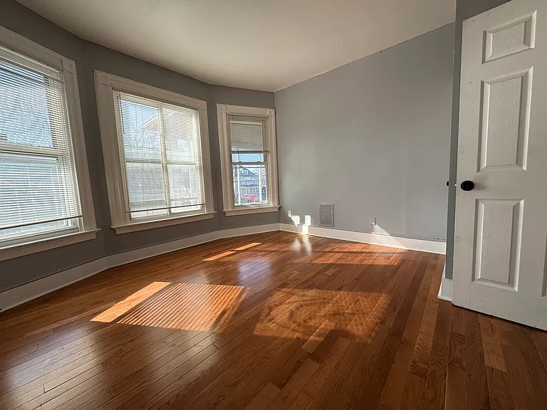595 Dixwell Ave #B2 — Photo 5