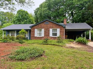 126 Westview Dr, Elon, NC 27244