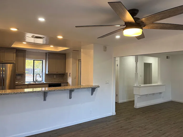 4219 Cowell Rd — Photo 12