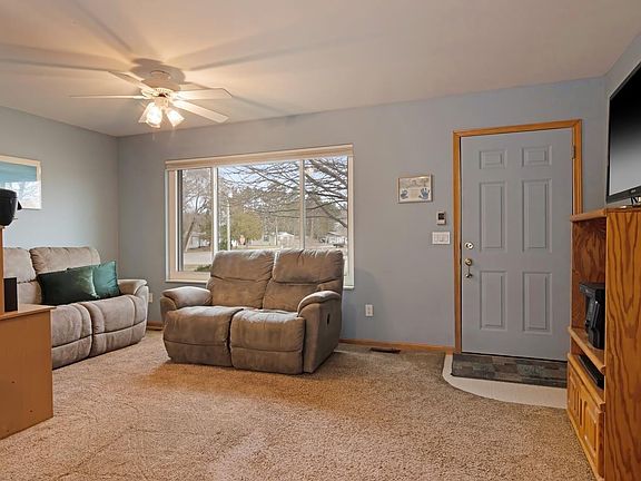 3rd image of 3487 Lamar Dr