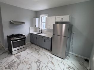 136 Hedden Ter APT 2, Newark, NJ 07108