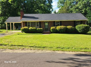 25006 Pinecroft Rd, North Dinwiddie, VA 23803