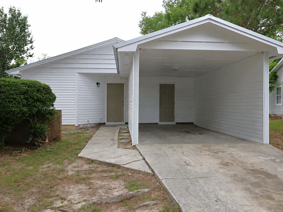 2816 Kirkwood Cir