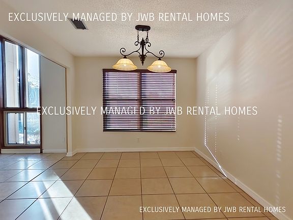 4th image of 1728 Papaya Dr E