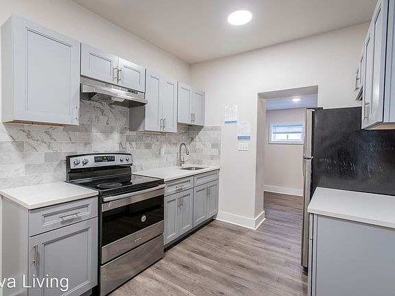 3rd image of 3319 H St #3319-H