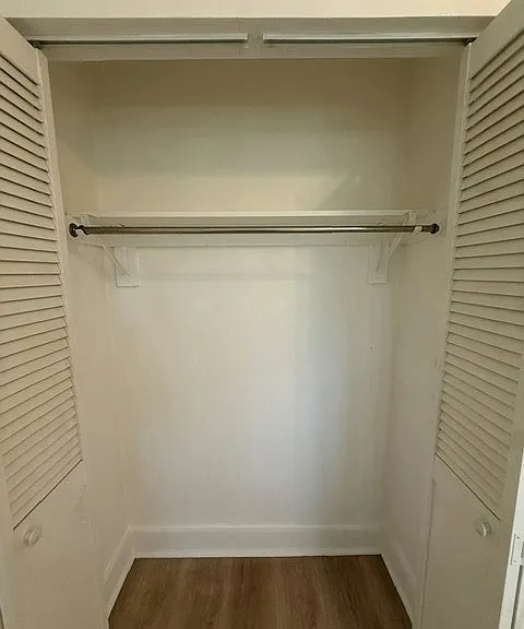 1347 N Citrus Ave — Photo 18