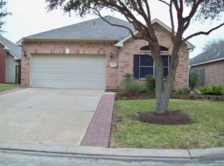 2306 Messina Dr, Pearland, TX 77581
