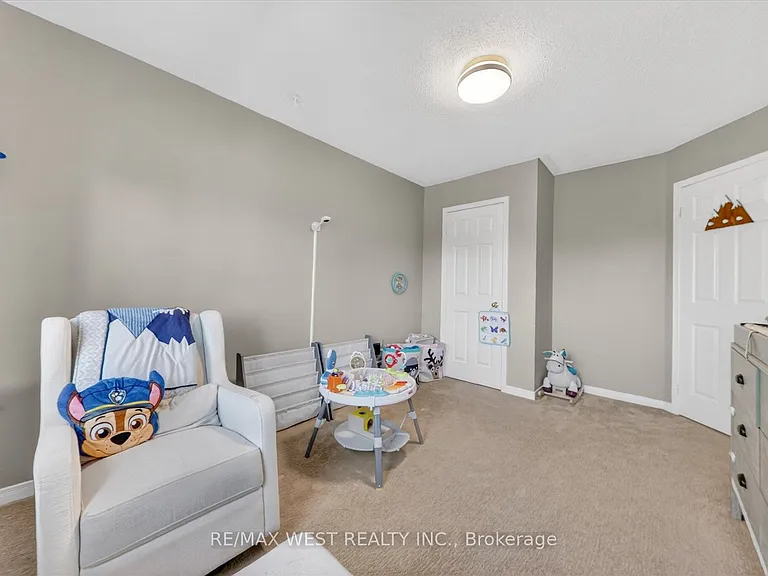 138 Gristone Cres — Photo 27