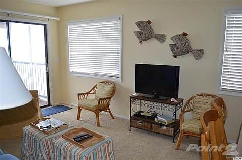3rd image of 502 N Waccamaw Dr #105