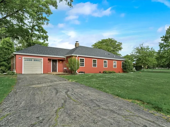 695 Birch Ln, Olympia Fields, IL 60461