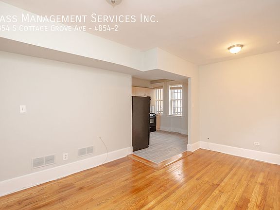 2nd image of 4854 S Cottage Grove Ave #2