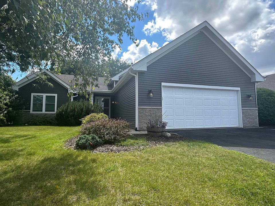 1st image of 7431 Fairmont Ln