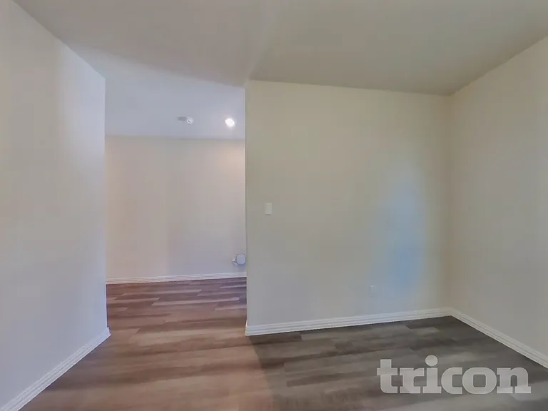 117 Lisa Ln — Photo 16