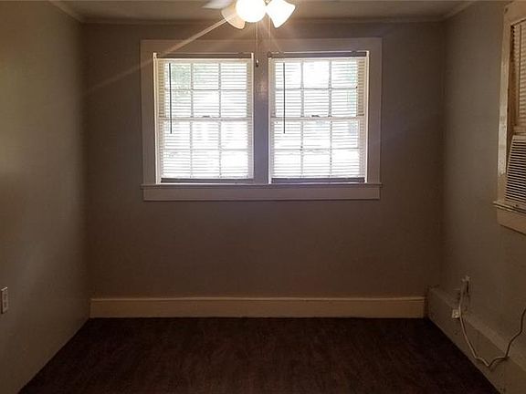 2nd image of 205 Circle Ct #A