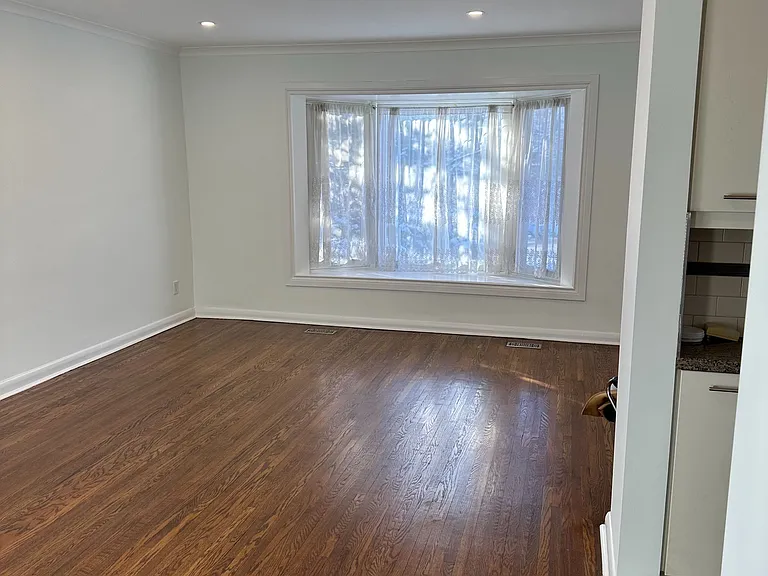 45 Bayview Pkwy — Photo 12
