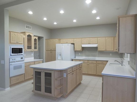 5th image of 14134 W Pecos Ln