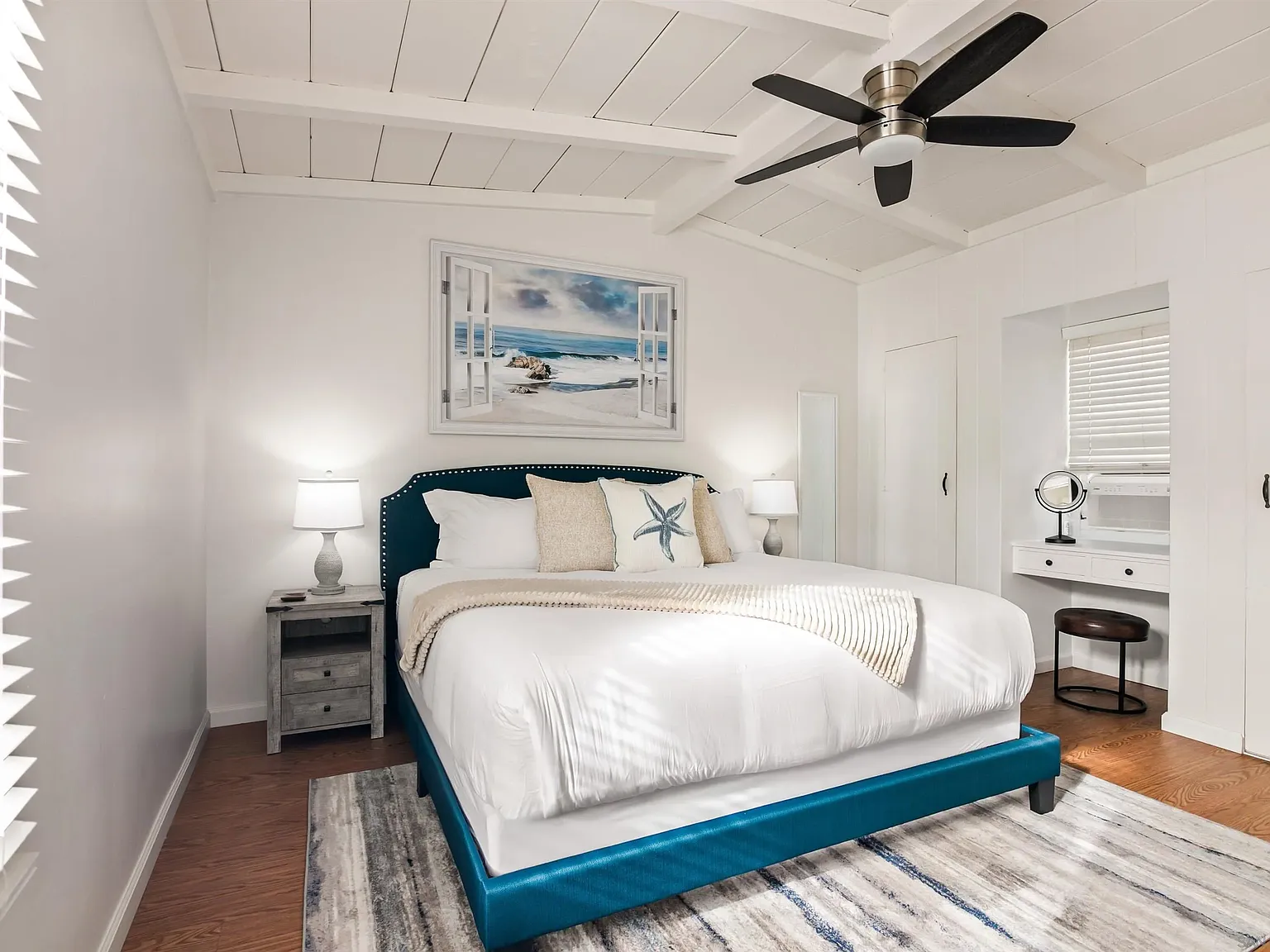 1 bed, 1.0 bath, 584 sqft, $5,900 — Photo 4