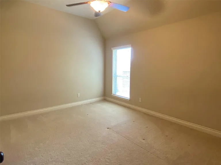 5922 Solara Ledge Ln — Photo 24