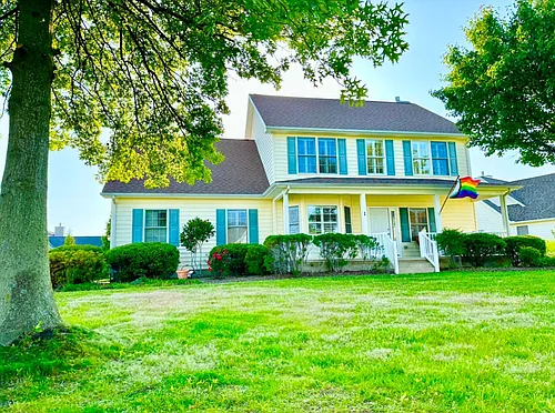 1 Ennis Ln Photo 1