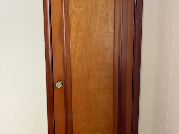 312 7th St N #1, Fargo, ND 58102