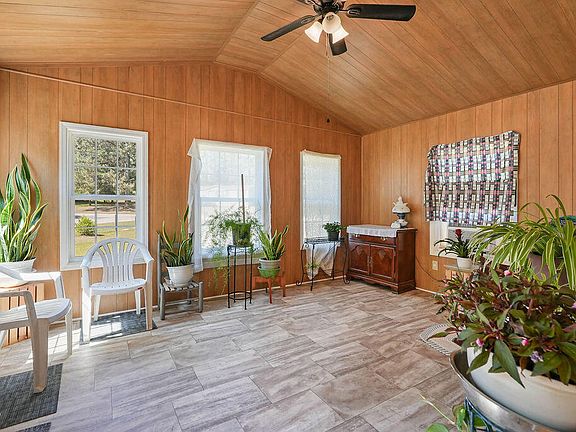 4th image of 344 Pine Needles Dr