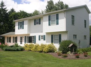 1583 Linda Kay Dr, Akron, OH 44312