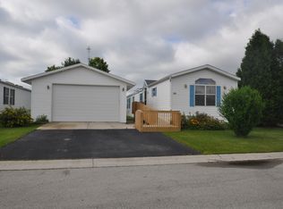 573 Sunset Maple, Sheboygan Falls, WI 53085