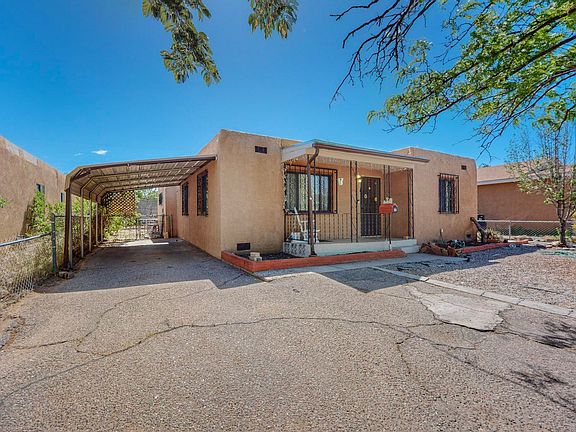 3rd image of 934 Ortiz Dr SE