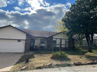 73 Grand Pl, Mannford, OK 74044