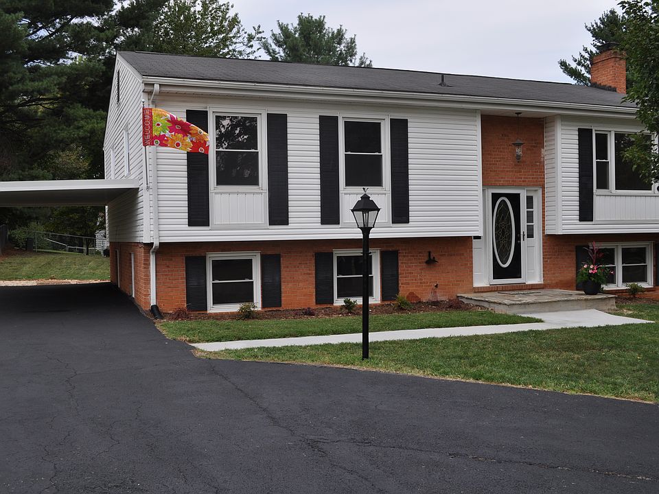 1st image of 724 Finney Dr