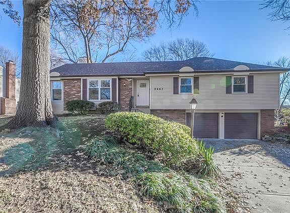 2nd image of 9967 Melrose Dr